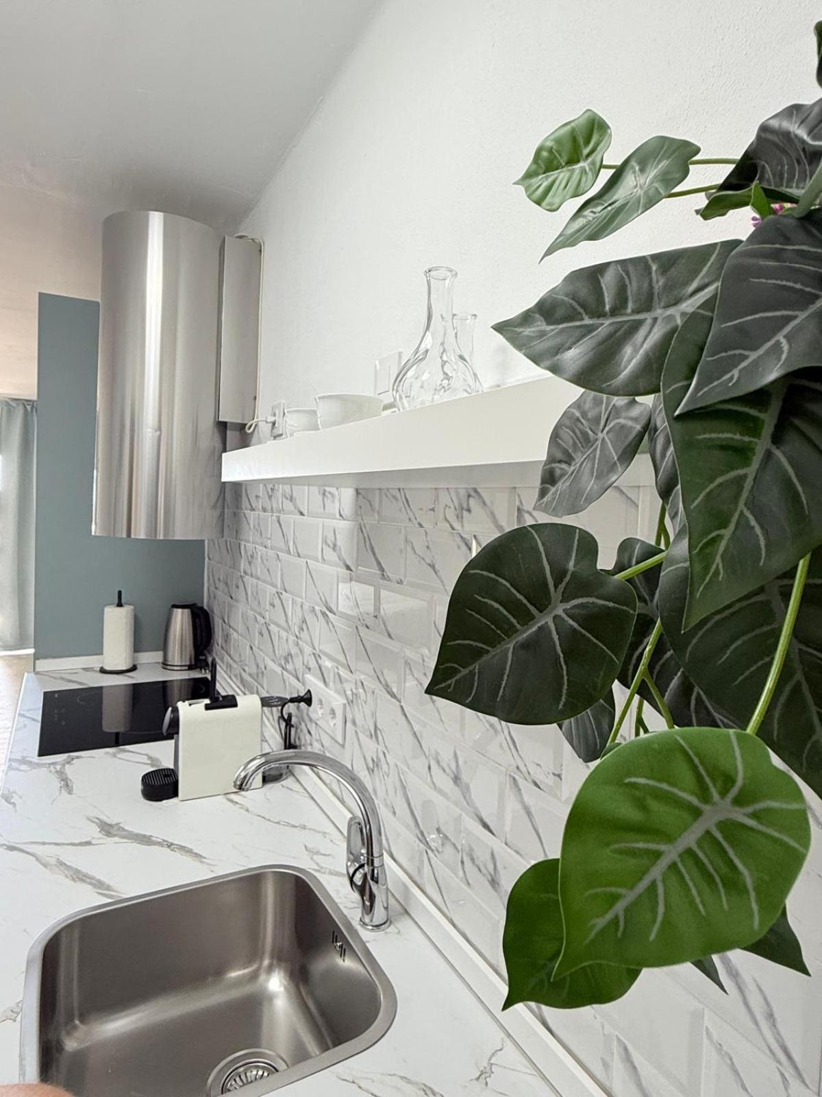 Al Sole Studios Residence Playa Roca Коста-Тегисе Экстерьер фото